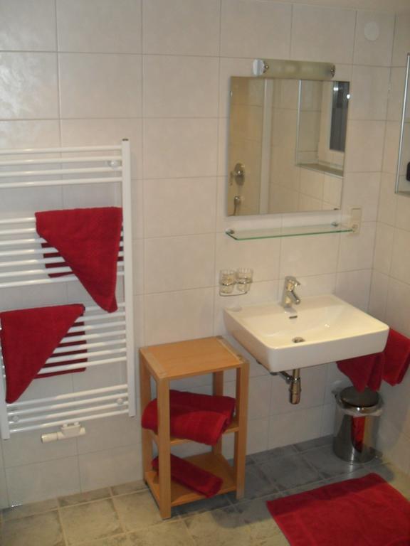 Haus Schellenschmied Apartman Pettneu am Arlberg Szoba fotó